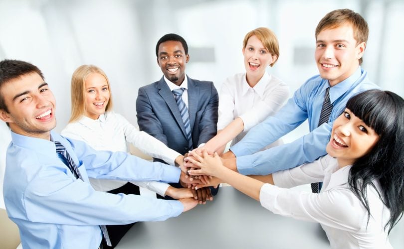 Employee-Motivation-2_Smaller-2-810x500